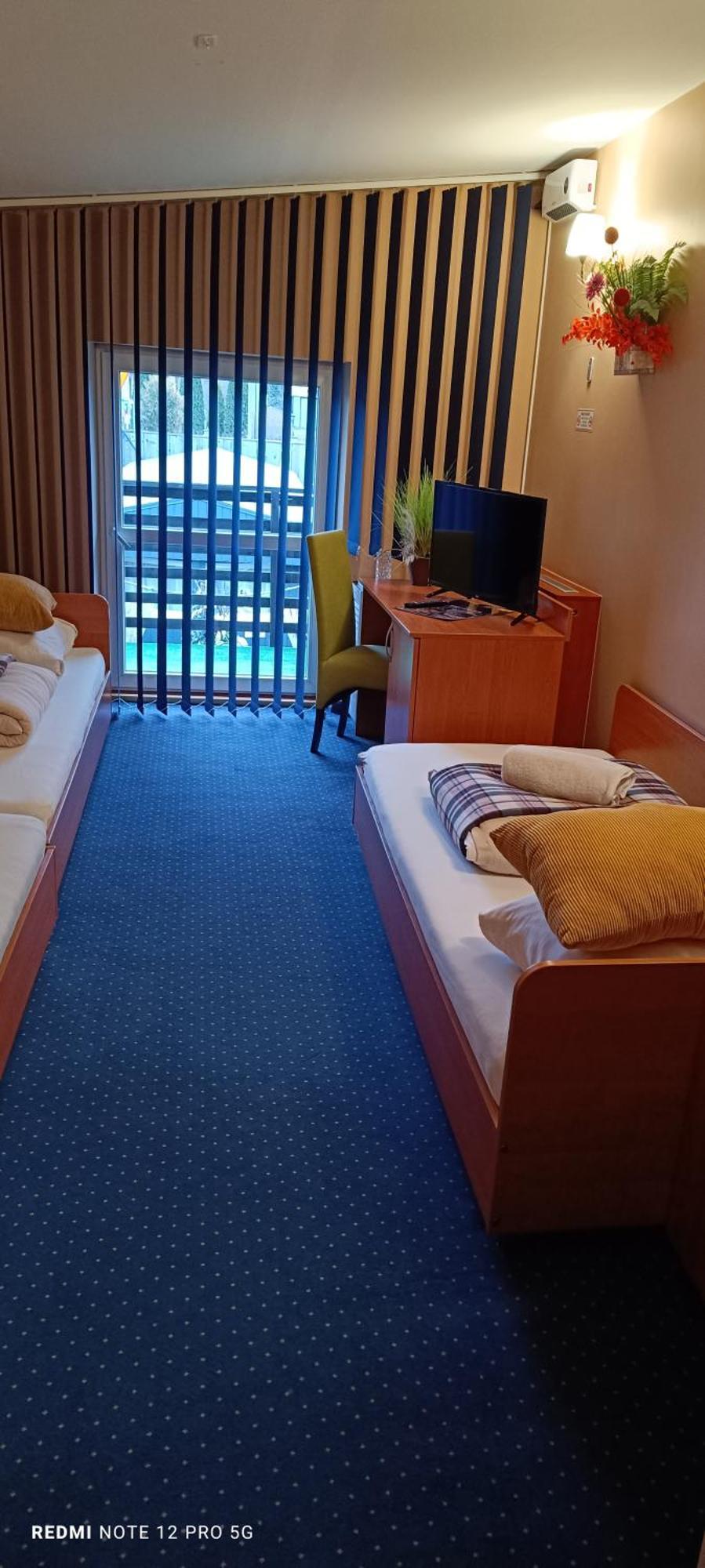 Zajazd Albatros Rzeszow Spa ภายนอก รูปภาพ