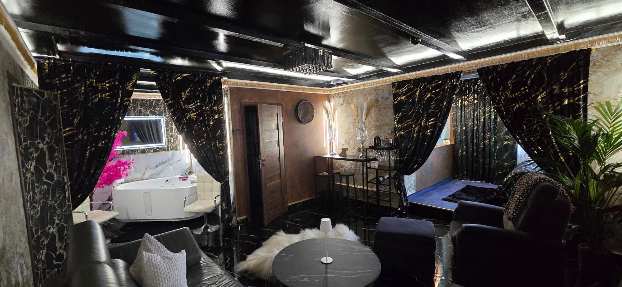 Zajazd Albatros Rzeszow Spa ภายนอก รูปภาพ